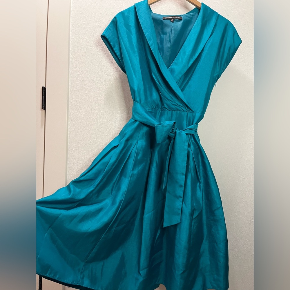 JONES WEAR Dress Blue Shawl/V-Neck Sash Pleat Zip Cocktail/Formal Size 6